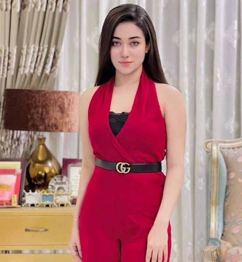 AMNA KHAN