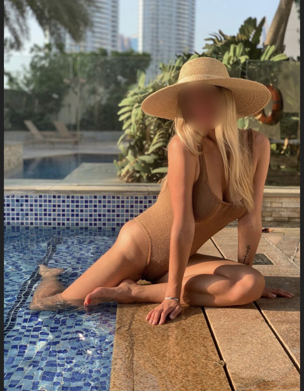 Valeria VIP models