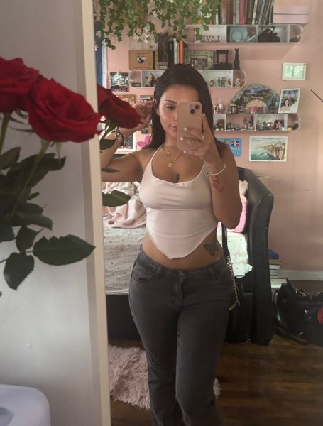 Mia